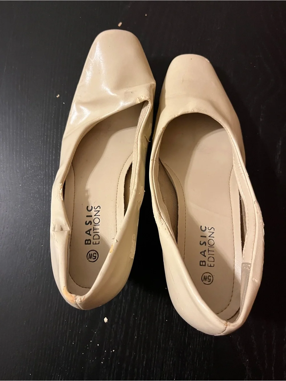 Basic Editions Beige Cream Kitten Heels Pumps Slip On Shoes Size 5W Wide